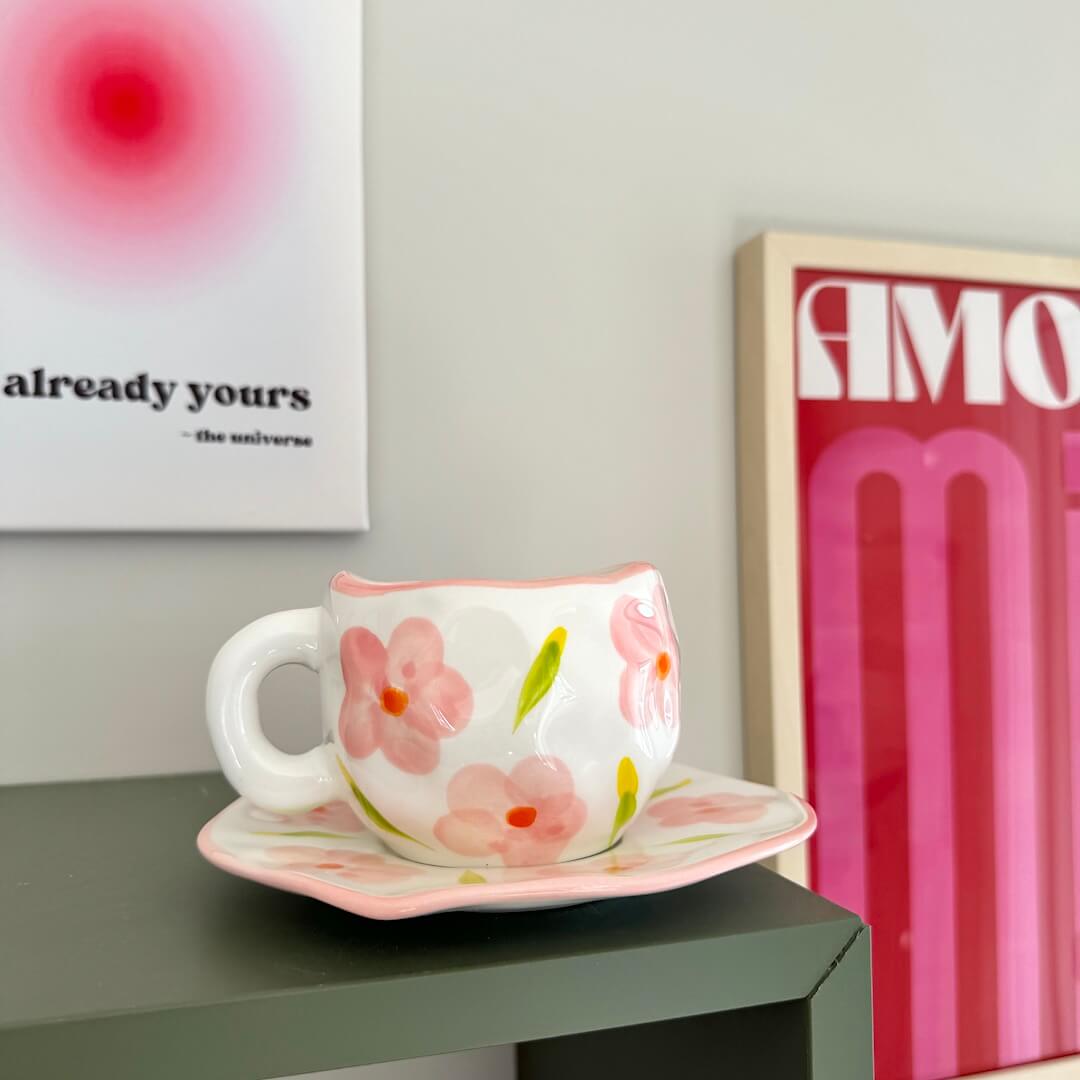 Flora Vintage Tea Cups Set