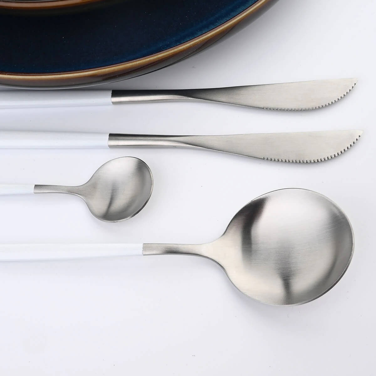 Modern White Silver Flatware Set - 24 Piece